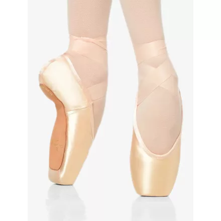 Gaynor Minden Pointe Shoes - On Sale