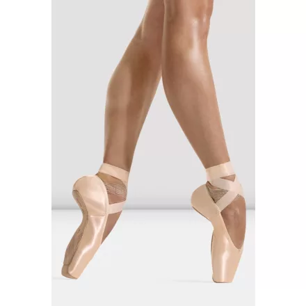 Bloch S1160 ETU spicc cipő