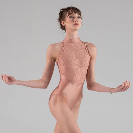 Ballet Rosa Elara magasnyakú, hímzett  betétes dressz