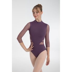   Intermezzo 31631 magas nyakú, 3/4-es ujjú, tüllbetétes dressz