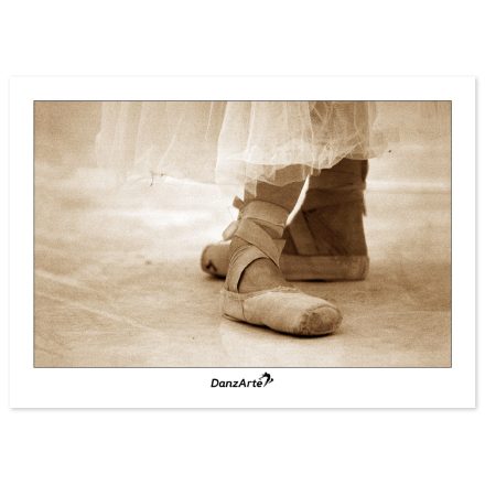 DanzArte “Pointe Shoes Sepia” Képeslap