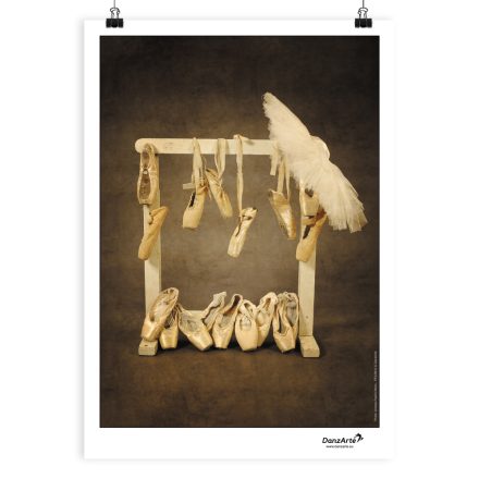 DanzArte A3 poszter “Hanging Pointe Shoes”